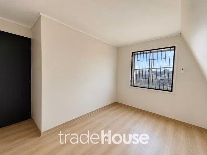 Casa en venta de 3 dorm. en Maipú