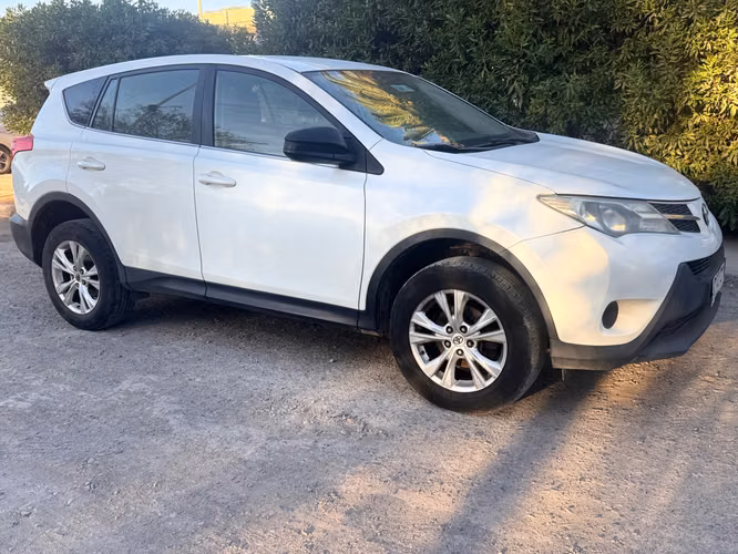 TOYOTA RAV4 2015
