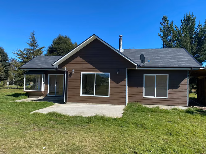 VENDE HERMOSA PARCELA CON CASA – CLUB DE CAMPO RESIDENCIAL PUERTO VARAS