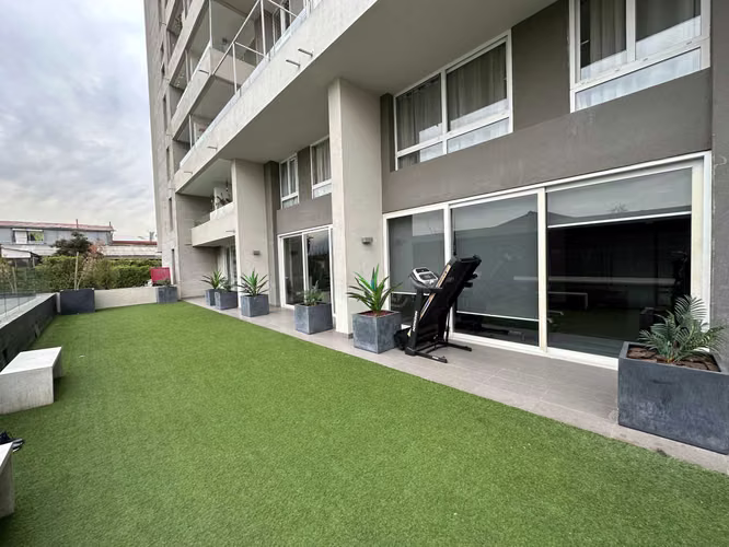 Amplio Departamento 2D/2B con Estac. y Bod. (49912)