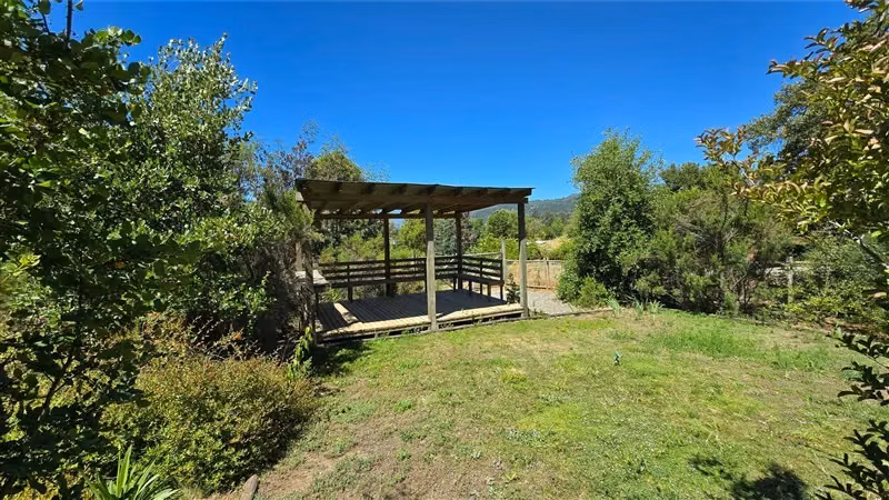 Arriendo casa de 3D 2B frente al lago Colbún cond. cerrado.
