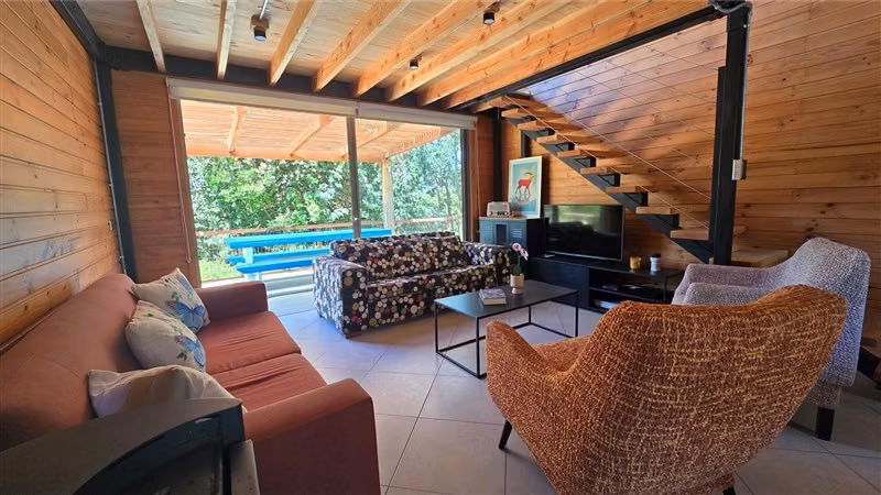 Arriendo casa de 3D 2B frente al lago Colbún cond. cerrado.