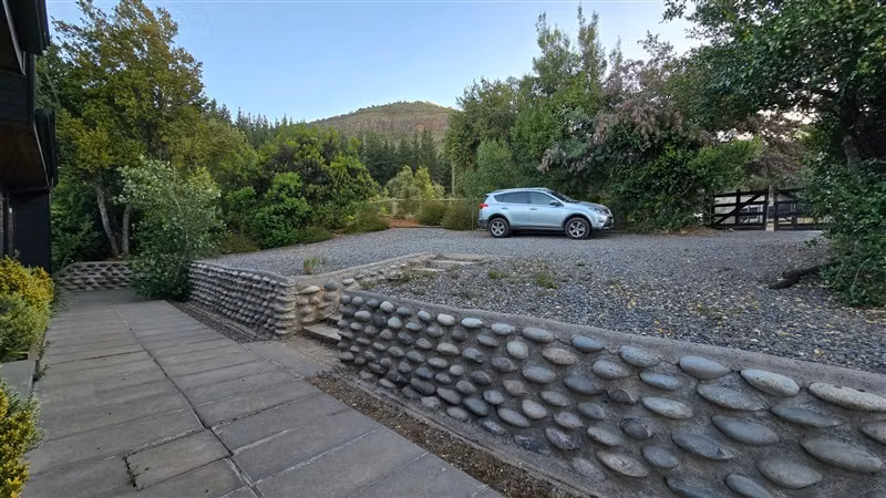 Arriendo casa de 3D 2B frente al lago Colbún cond. cerrado.