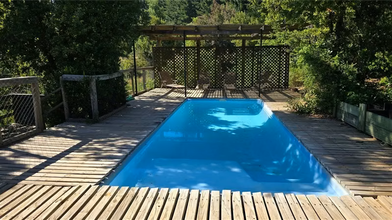 Arriendo casa de 3D 2B frente al lago Colbún cond. cerrado.