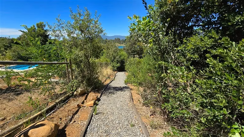 Arriendo casa de 3D 2B frente al lago Colbún cond. cerrado.