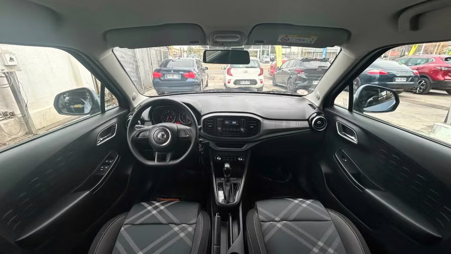 MG 3 1.5 AUT (2024) - Imagen 9