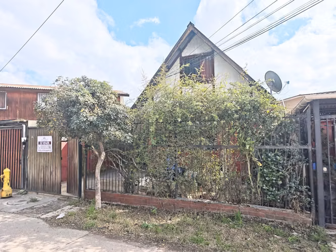 Se vende casa en Villa Olimpo I, Maipú