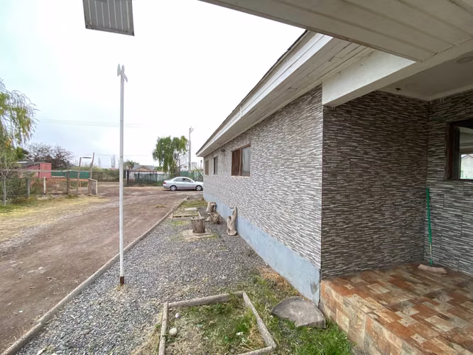 Arriendo Casa en Parcela 2.000 m² | 4 Dormitorio (178706)
