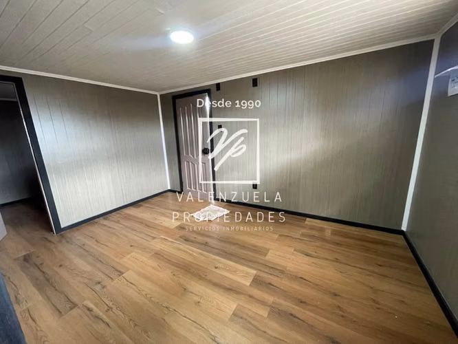 Sector Javiera Carrera Amplio Patio, Excelente Conectividad y Ubicación Privilegiada