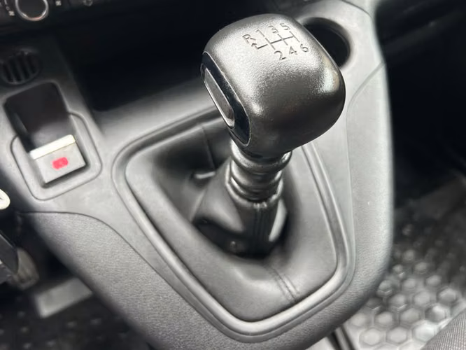 PEUGEOT PARTNER PARTNER L1 BLUEHDI 100 - 2023 | 371