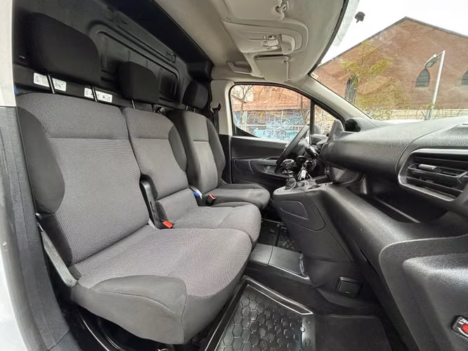 PEUGEOT PARTNER PARTNER L1 BLUEHDI 100 - 2023 | 371
