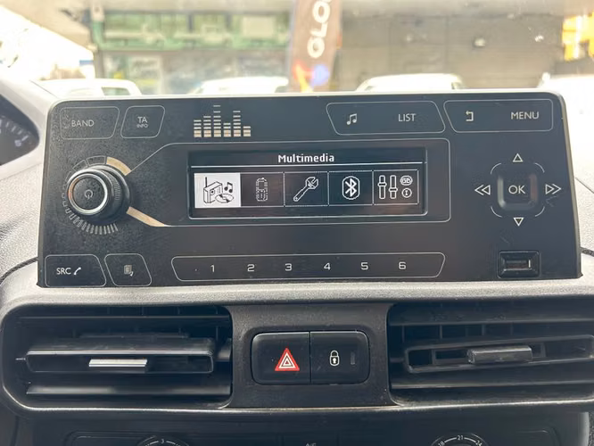 PEUGEOT PARTNER PARTNER L1 BLUEHDI 100 - 2023 | 371