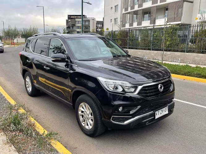ssangyong rexton 2.2 2019 - Imagen 3