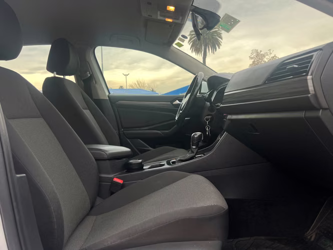 Volkswagen Jetta 2019