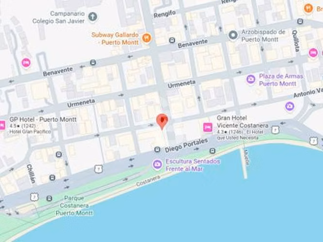 Local con gran exposición en Centro de Puerto Montt