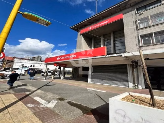 Local con gran exposición en Centro de Puerto Montt
