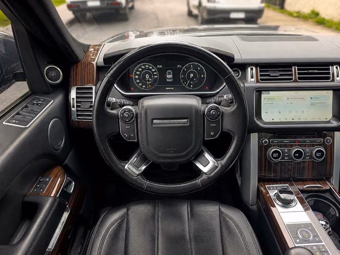 LAND ROVER RANGE ROVER VOGUE AWD 4.4 AUT - 2017 | 2947
