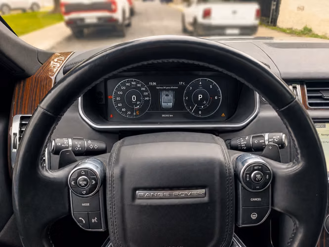 LAND ROVER RANGE ROVER VOGUE AWD 4.4 AUT - 2017 | 2947