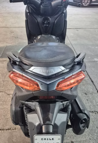 Moto Yamaha XMAX 300