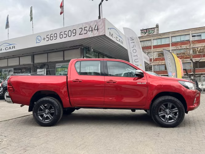 TOYOTA HILUX 4X4 2.8 MT SR - 2020 | 369