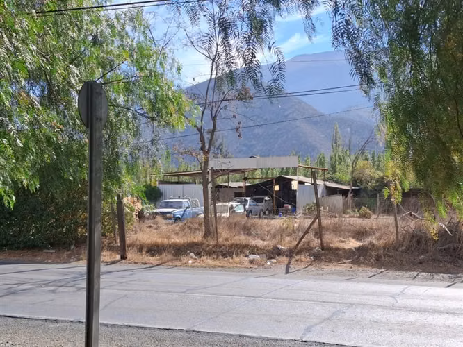 AP185 Terreno 15.090 metros en carretera en sector Palomar