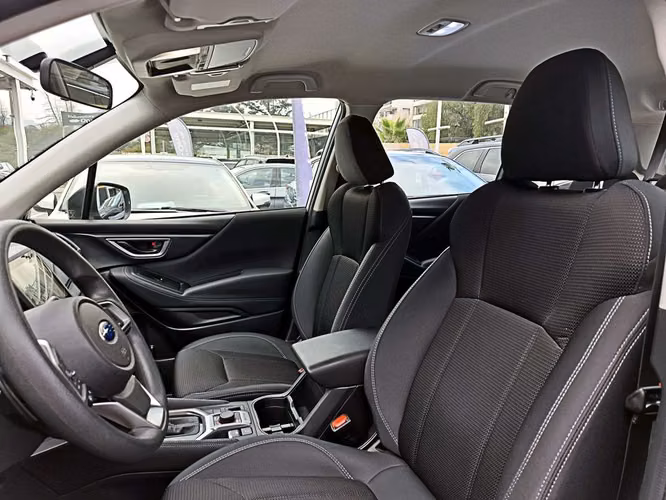 SUBARU FORESTER 2025