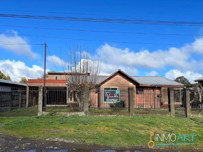 Casa en venta Regularizada de 2 dorm. en Pillanlelbun