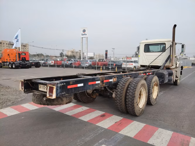 CAMION GU813E Granite   6X4