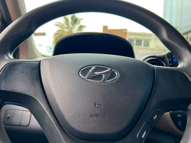 HYUNDAI GRAND I-10 1.2 FL GLS AC - 2017 | 421