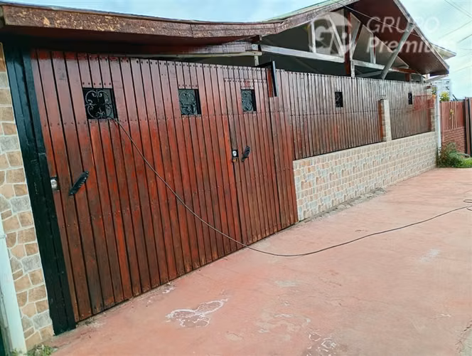 Casa en venta de 3 dorm. en El Quisco