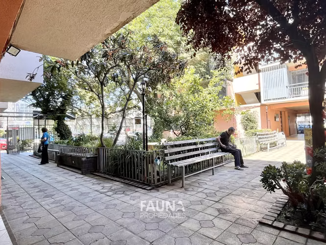 Excelente Ubicación - Registro Civil