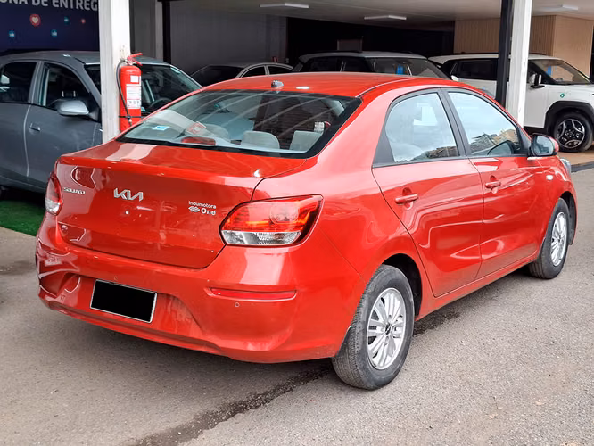 KIA SOLUTO 2024