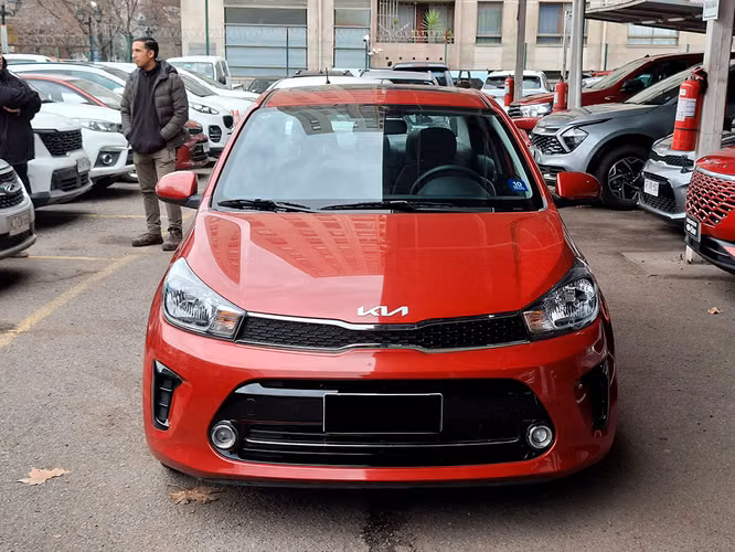 KIA SOLUTO 2024
