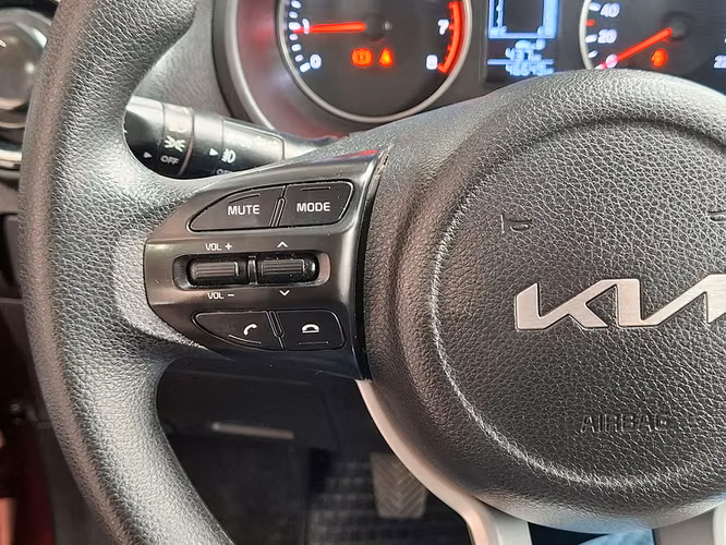 KIA SOLUTO 2024