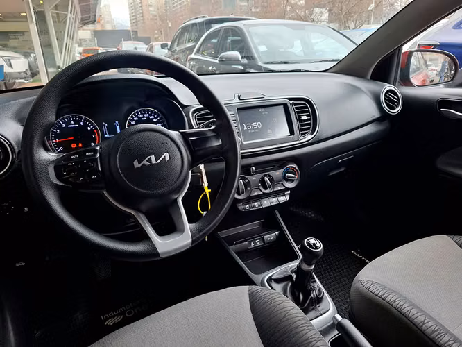 KIA SOLUTO 2024
