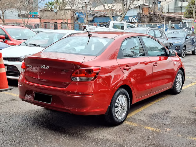 KIA SOLUTO 2024