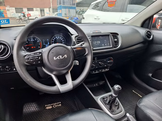 KIA SOLUTO 2024