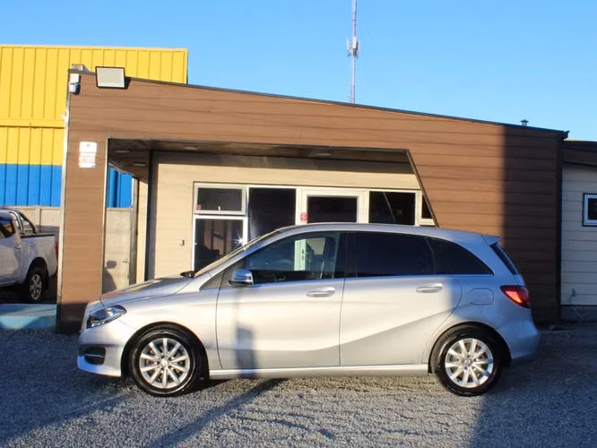 MERCEDES BENZ B180 1.6 BLUE EFFICIENCY 4X2 MT 5P 2016