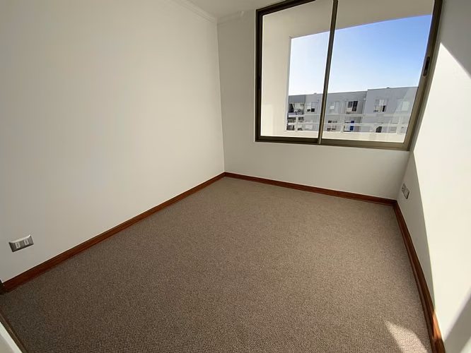 AMPLIO Y ELEGANTE DPTO, SECTOR RESIDENCIAL