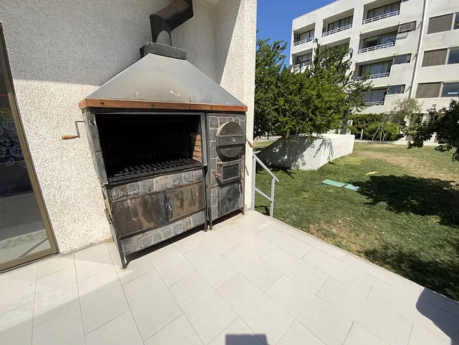 AMPLIO Y ELEGANTE DPTO, SECTOR RESIDENCIAL