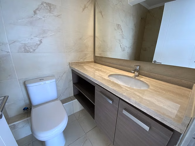 AMPLIO Y ELEGANTE DPTO, SECTOR RESIDENCIAL