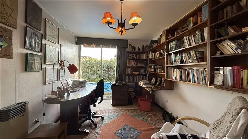 Casa en venta de 3 dorm. en La Reina