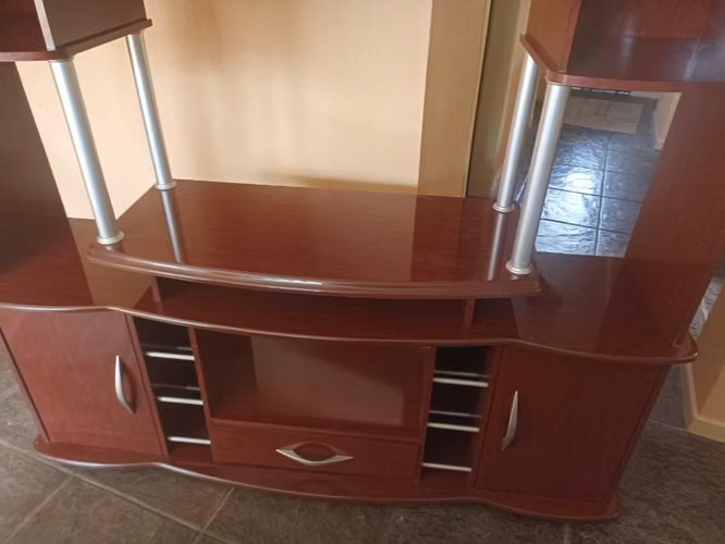 Mueble Rack 4 puertas como nuevo - Imagen 4