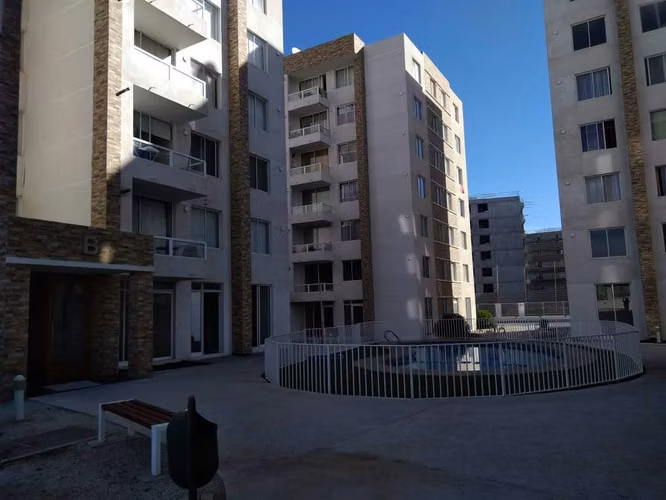 Vendo Dpto 3D 1B Estacionamiento Piscina La Serena 2.700 UF