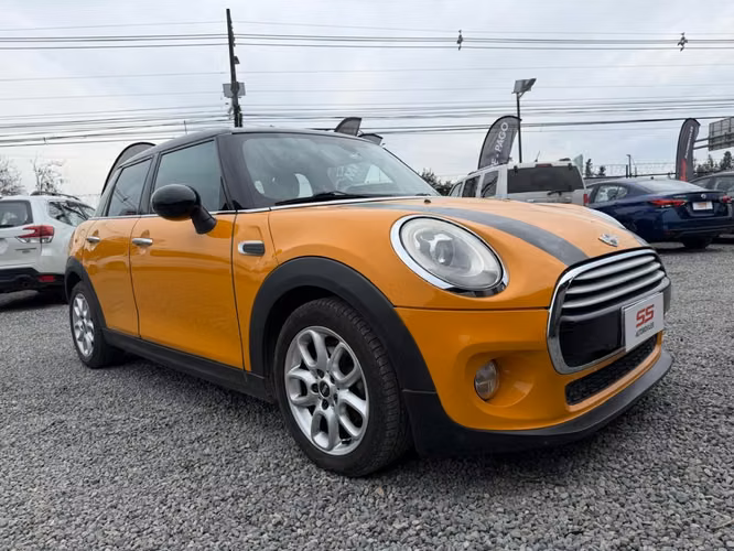MINI COOPER F55 COOPER 1.5 6MT  2015