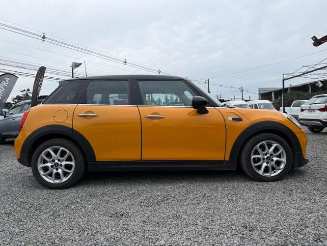 MINI COOPER F55 COOPER 1.5 6MT  2015