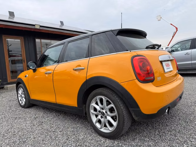 MINI COOPER F55 COOPER 1.5 6MT  2015