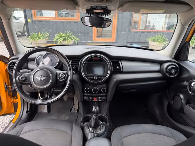 MINI COOPER F55 COOPER 1.5 6MT  2015