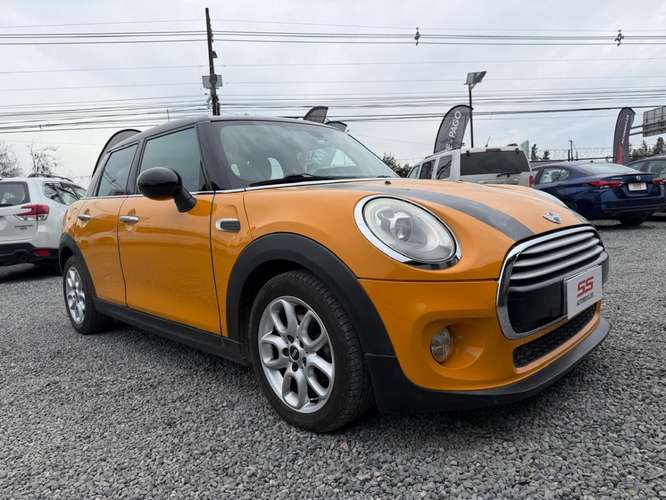 MINI COOPER F55 COOPER 1.5 6MT  2015