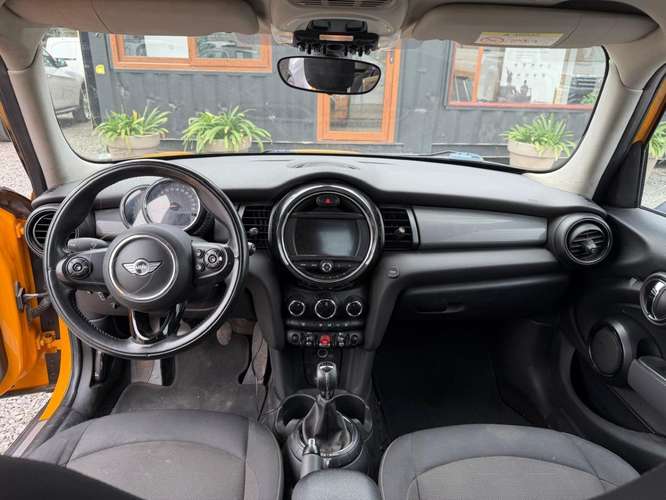 MINI COOPER F55 COOPER 1.5 6MT  2015